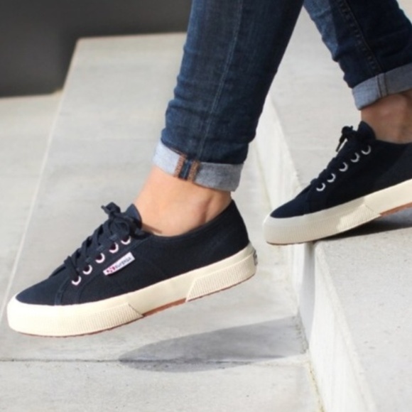 navy superga